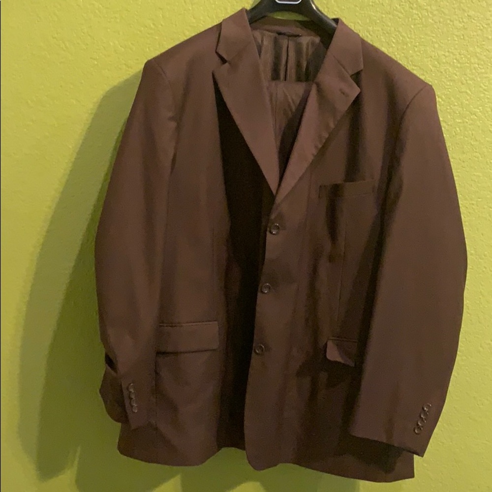 Valenti Uomo Three Button Suit